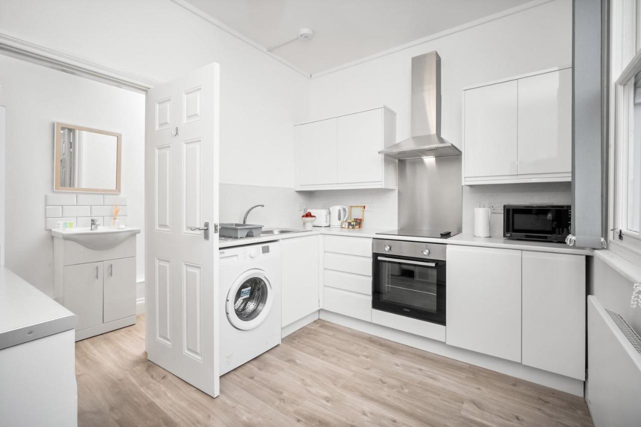Beautiful Waterside Apartment - Parking - Perry Barr - Top Rated Birmingham Zewnętrze zdjęcie